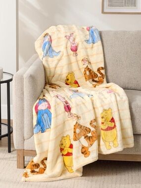 Disney Winnie the Pooh Themed Silk Touch Plush Throw Blanket w/ Character Prints
